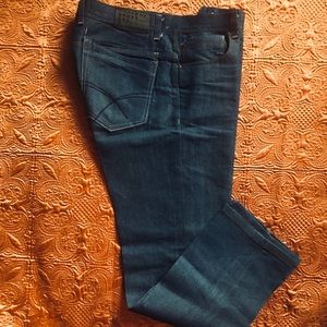 MO7 Fashion Jeans